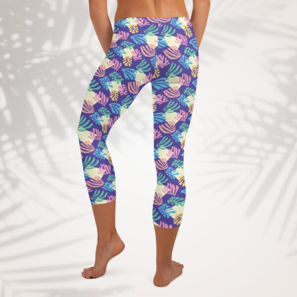 azure palm capri leggings