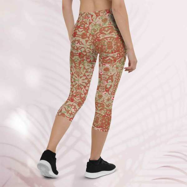 bohemian palm capri leggings