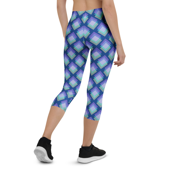 deep cerulean capri leggings