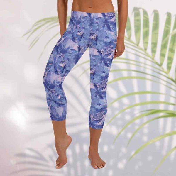 mustique palm capri leggings