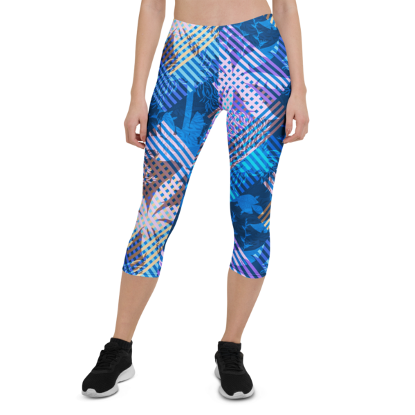 tropic elation lagoon capri leggings