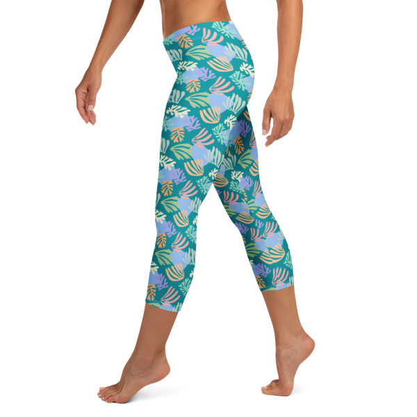 emerald palm capri leggings