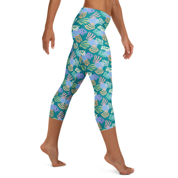 emerald palm capri leggings