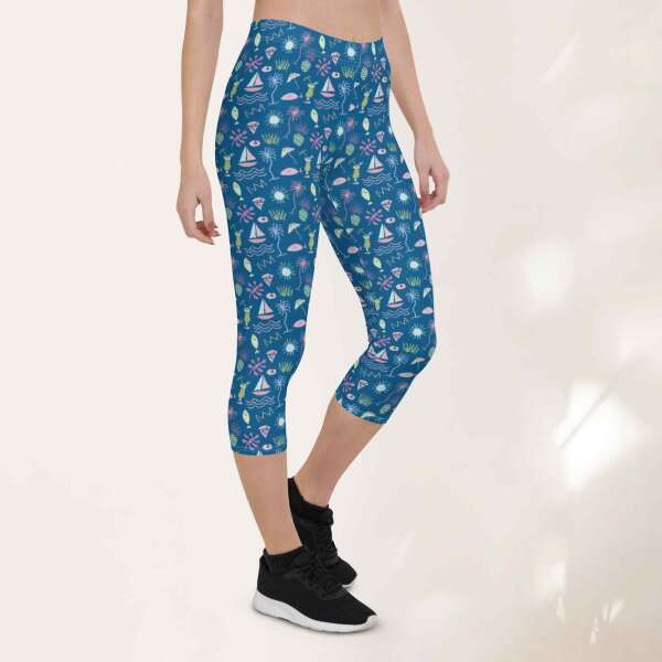 shoreline graffiti capri leggings