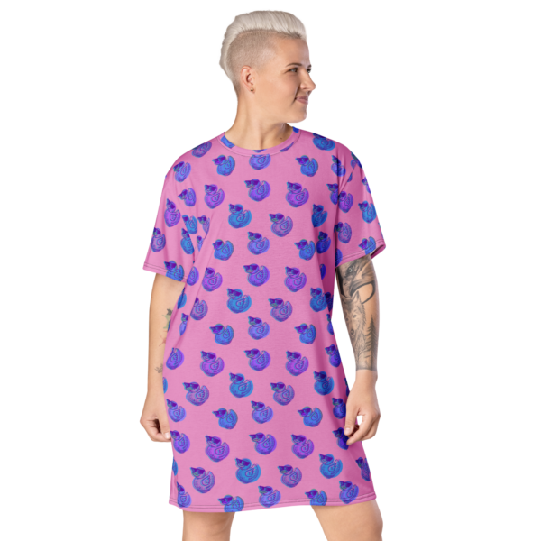 ducks in rose t shirt dress
